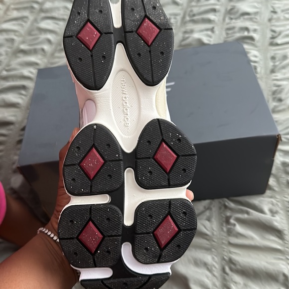 New balance 9060 lepton once on carpet - Picture 4 of 6